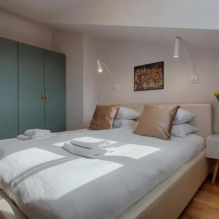 Apartmán Tyzenhauz Dietla Street