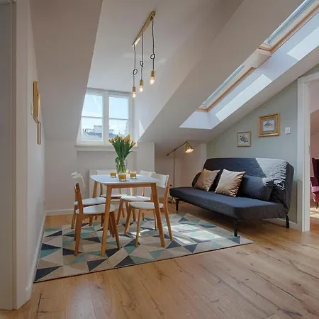 Tyzenhauz Dietla Street Apartment